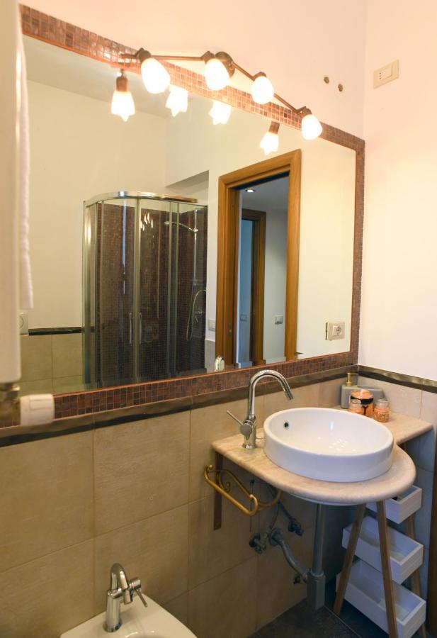 Domus Laura In Trastevere Рим Экстерьер фото